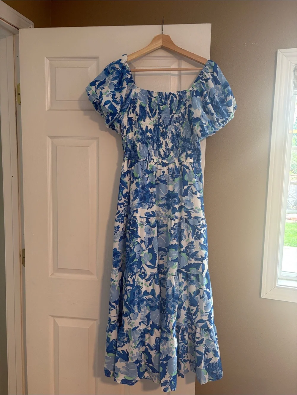 PrettyGarden Blue Floral Puff-Sleeve Maxi Dress Size: M